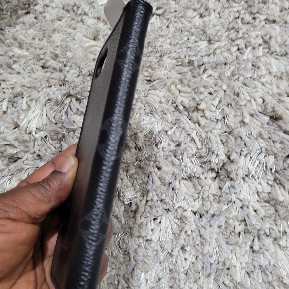 LOUIS VUITTON Eclipse iPhone 7/8+ Plus Folio case - Picture 13 of 15